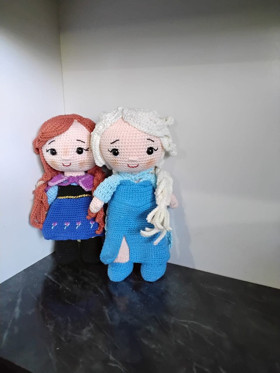 Anna E Elsa Em Amigurumi (Kit Frozen)